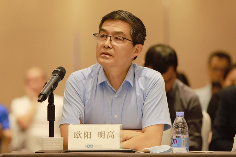 新能源汽车2025目标最快明年实现，PHEV将在A、B级车市